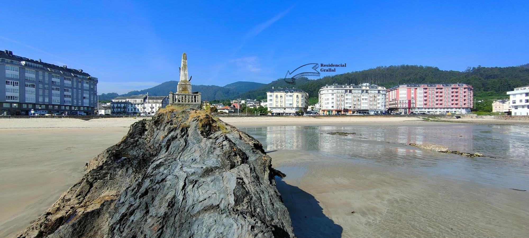Alojamientos Viveiro - Playa De Covas I Ngoại thất bức ảnh